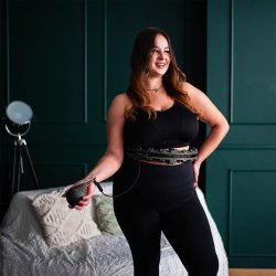 HMS Smart Justerbar Plus Size Hulahopring med Vgt (Sort)